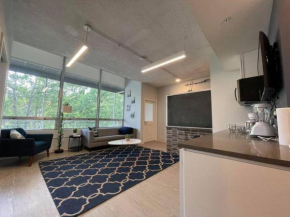 Cozy Resort Style Lodging Min From The Plaza 104
